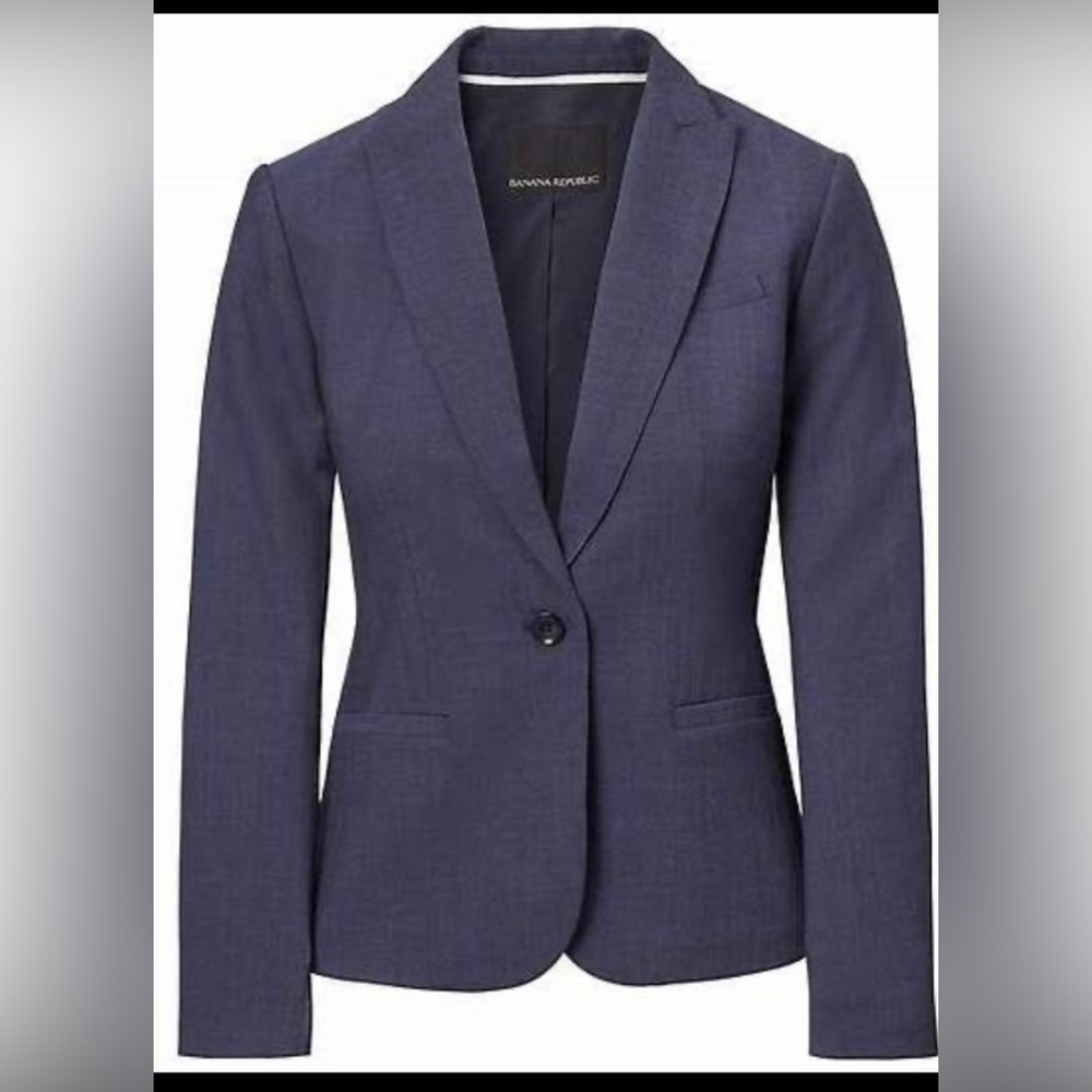 Banana Republic Women's Muted Navy Suit Jacket with Ryan Trousers. 0P